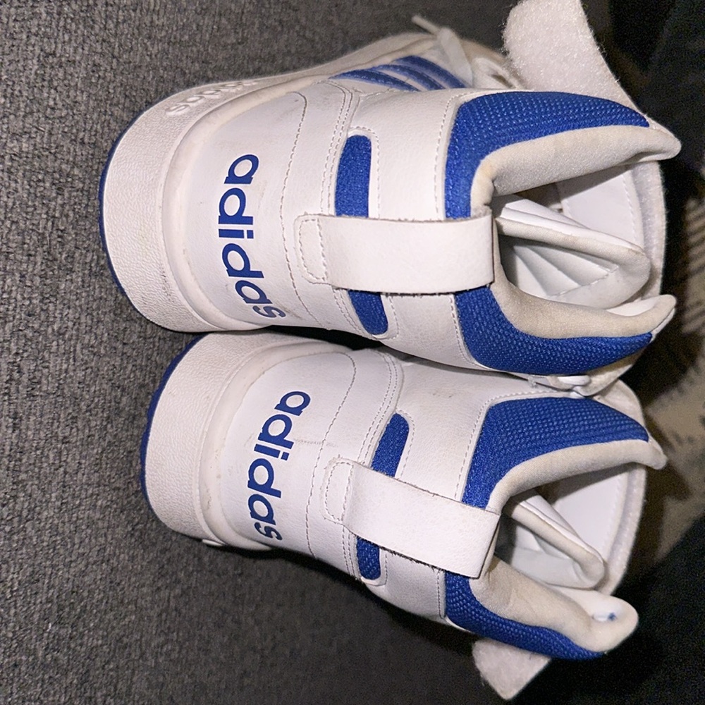 Addidas - Picture 8 of 9